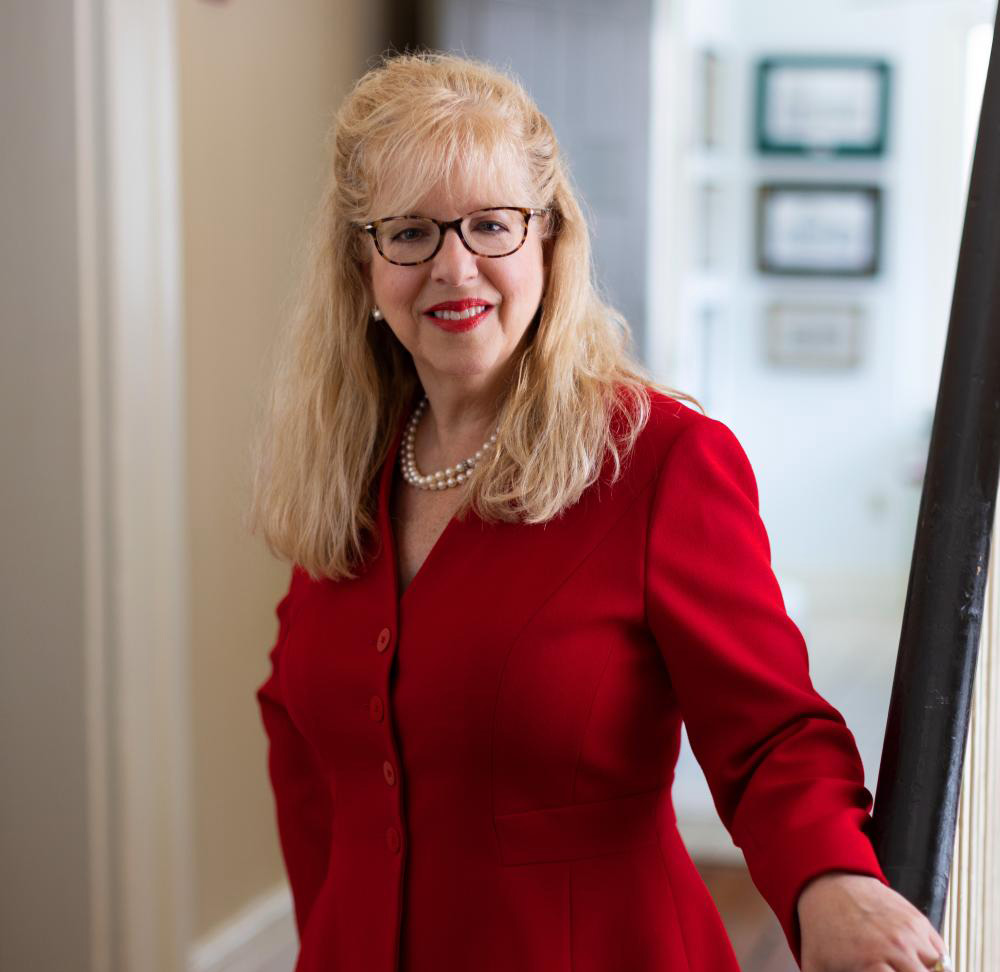 Dr. Susan Kornstein posing for a portrait.