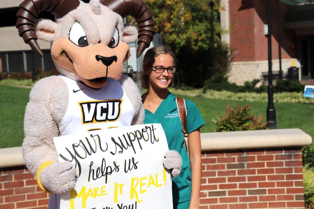 VCU Nursing Student with Rodney the Ram during donor thank-you event.